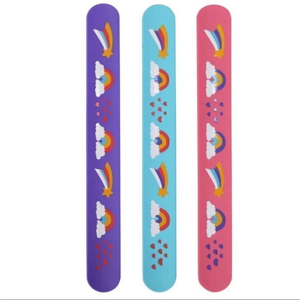 Y2K Rainbow Shooting Stars and Heart Snap Bracelets.